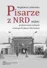 okładka książki - Pisarze z NRD wobec przełomowych