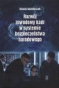 okładka książki - Rozwój zawodowy kadr w systemie